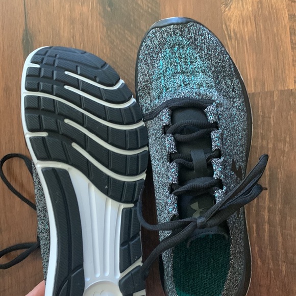 NIB Under Armour Speedform Slingride TRI - Picture 2 of 5